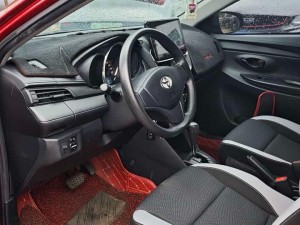Toyota Yaris L