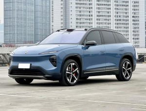 NIO ES7