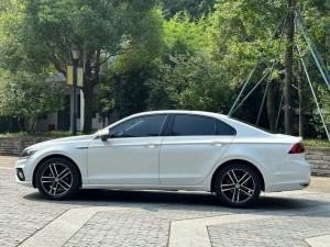 Volkswagen Lamando (Lingdu)
