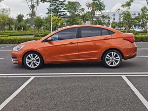 Chery Arrizo 5