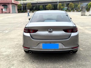 Mazda 3 Angkesela