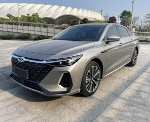Chery Arrizo 8