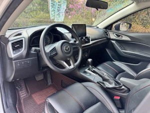 Mazda 3 Angkesela