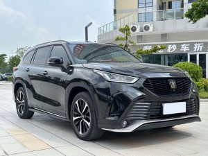 Toyota Crown Kluger