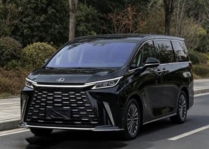 Lexus LM