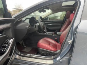 Mazda 3 Angkesela