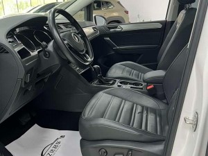 Volkswagen Touran L