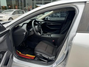 Mazda 3 Angkesela