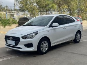 Hyundai Verna (Rena)