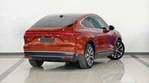 NIO EC7