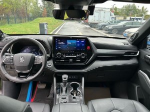 Toyota Crown Kluger