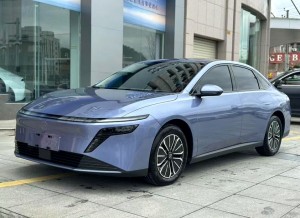 Nissan N6