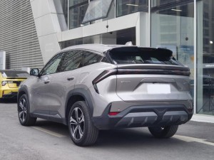Geely Galaxy L7