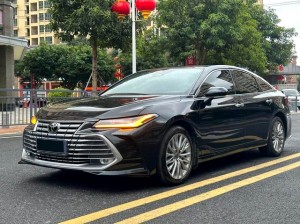 Toyota Avalon (Asian dragon)
