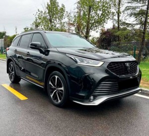 Toyota Crown Kluger