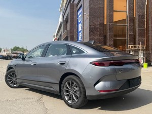 BYD Qin L EV