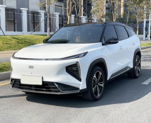 Geely Galaxy L7