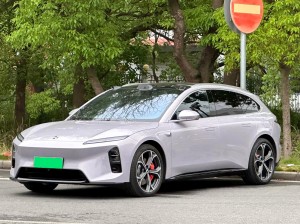 NIO ET5T
