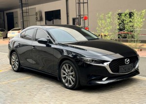 Mazda 3 Angkesela