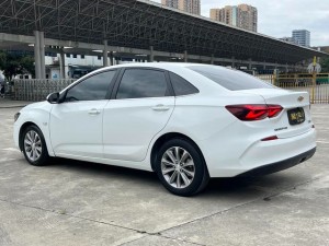 Chevrolet Monza (Cruze)