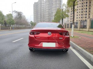 Mazda 3 Angkesela