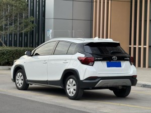 Toyota Yaris L