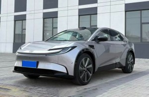 Toyota bZ5