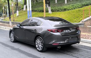 Mazda 3 Angkesela