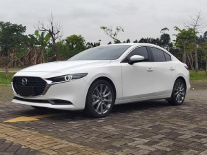 Mazda 3 Angkesela