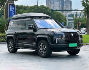 BYD Yangwang U8
