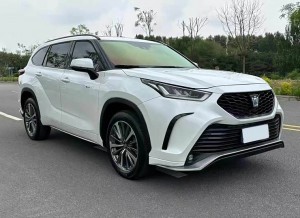 Toyota Crown Kluger