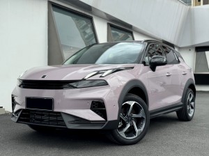 Lynk & Co 06