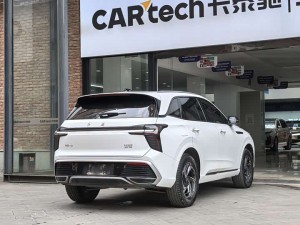 Hongqi HS3