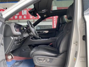 GAC Trumpchi GS8