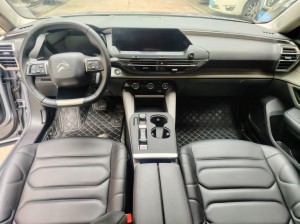 Citroën Versailles C5 X
