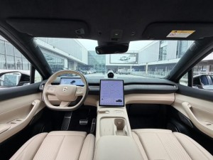NIO EC7