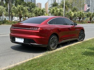 BYD Han EV