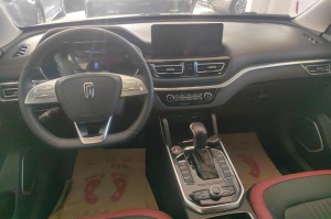 FAW Bestune T33 (Besturn T33)