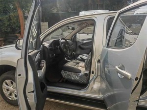 Isuzu RE-MAX