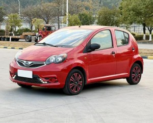 BYD F0