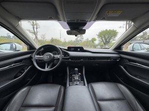 Mazda 3 Angkesela