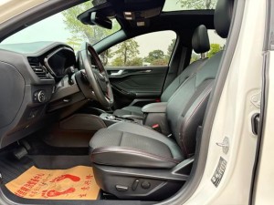 Ford Focus (Fox)