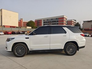 Changan CS95