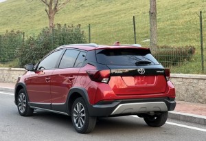 Toyota Yaris L