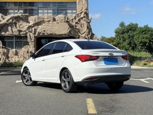 Chery Arrizo 5