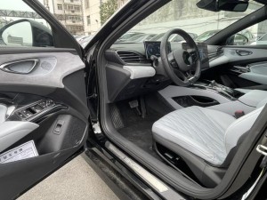BYD Seal