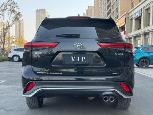 Toyota Crown Kluger