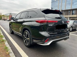 Toyota Crown Kluger