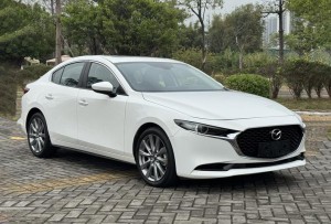 Mazda 3 Angkesela