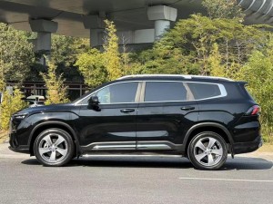 Geely Haoyue L